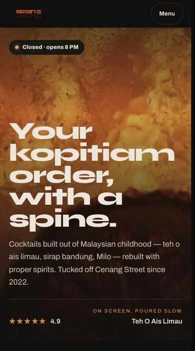 The homepage on a phone: a slow-motion close-up of an iced tea cocktail behind the headline, with opening status and the Google rating.